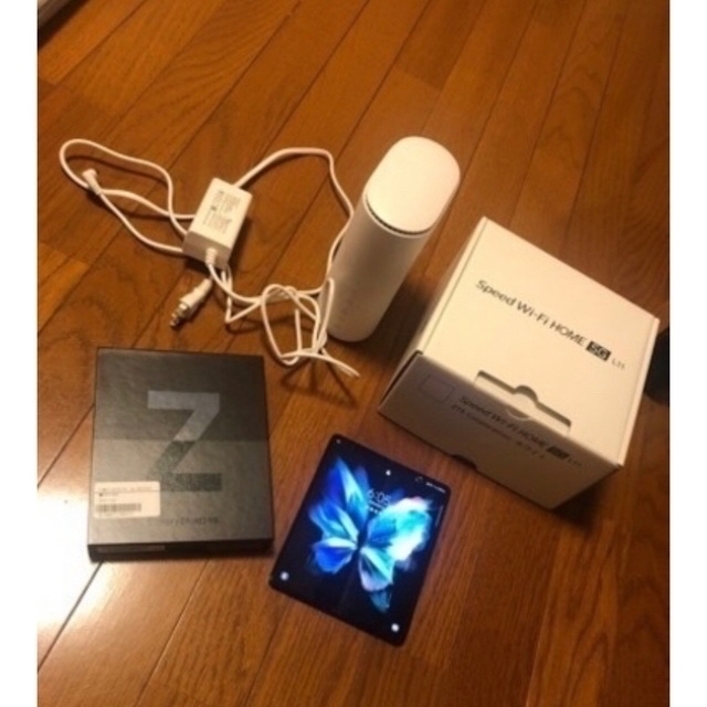 超美品GALAXY Ｚ　fold３(｀・ω・´)