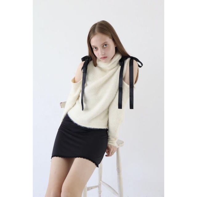 epine mohair ribbon shoulder off knit 2