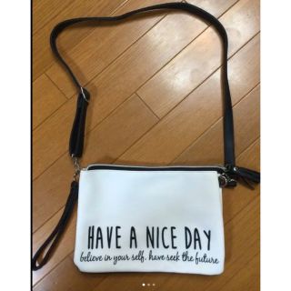 白いバック　HAVE A NICE DAY! 着払い(ショルダーバッグ)