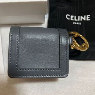 celine - CELINE セリーヌAirPodsケース イヤホンケースの通販 by かん