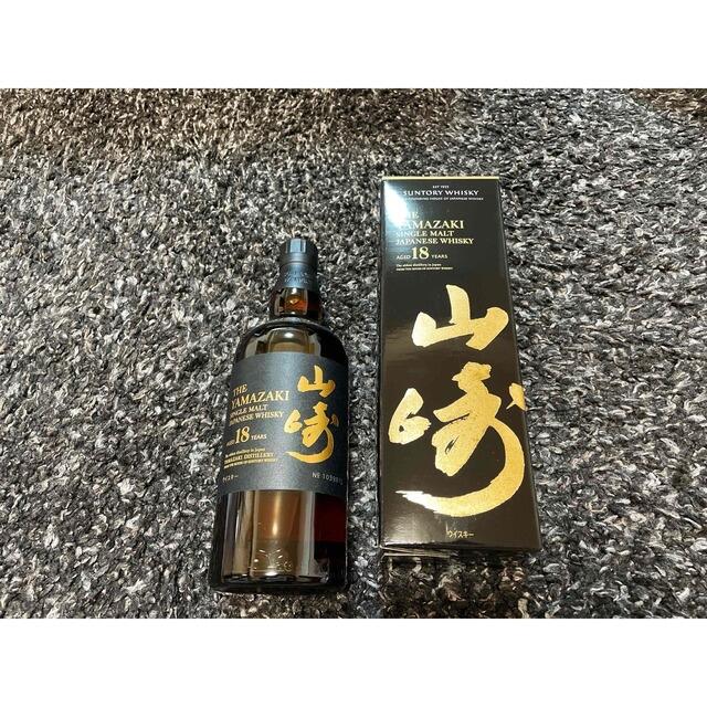 サントリー(サントリー)の★新品★山崎18年★未開封 食品/飲料/酒の酒(ウイスキー)の商品写真