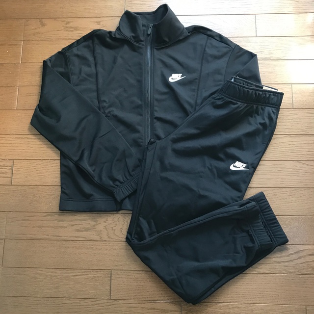 NIKE(ナイキ)のNIKE ナイキ レディス トラックスーツ ジャージ上下セット XL レディースのトップス(その他)の商品写真