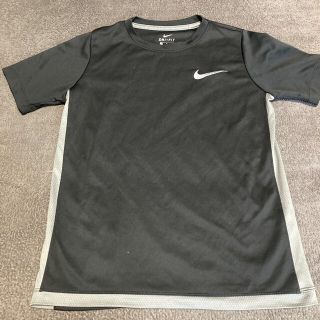 ナイキ(NIKE)の160 NIKE 半袖　Tシャツ(Tシャツ/カットソー)