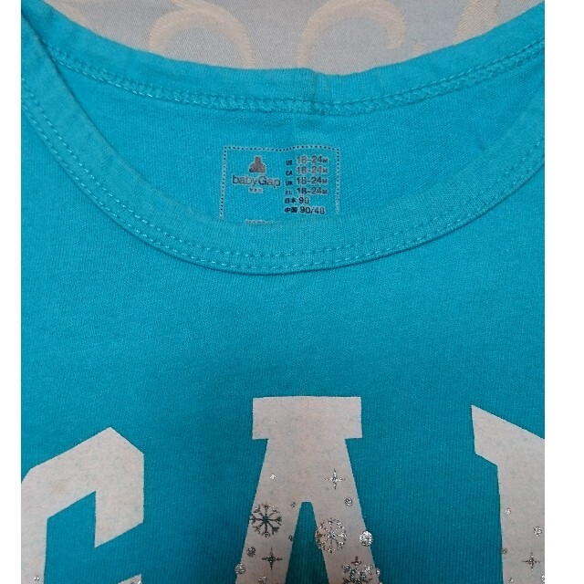 babyGAP(ベビーギャップ)のGAP 長袖Tシャツ2枚セット★サイズ90 キッズ/ベビー/マタニティのキッズ服女の子用(90cm~)(Tシャツ/カットソー)の商品写真
