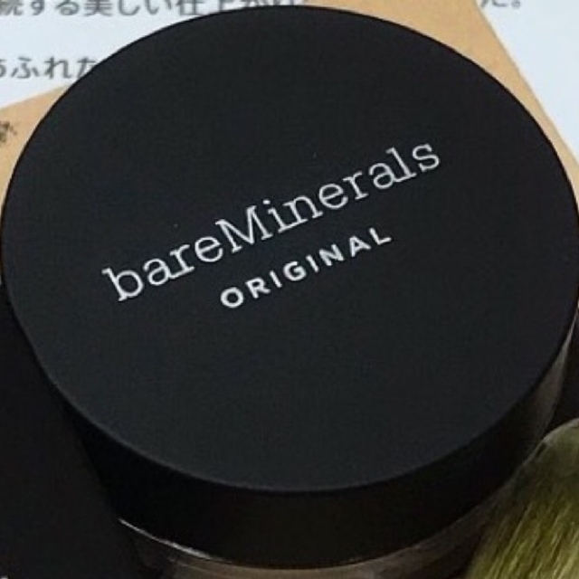 bareMinerals(ベアミネラル)のオリジナルファンデーション&ミニ カブキブラシ☆トライアル キット♡ベアミネラル コスメ/美容のベースメイク/化粧品(ファンデーション)の商品写真