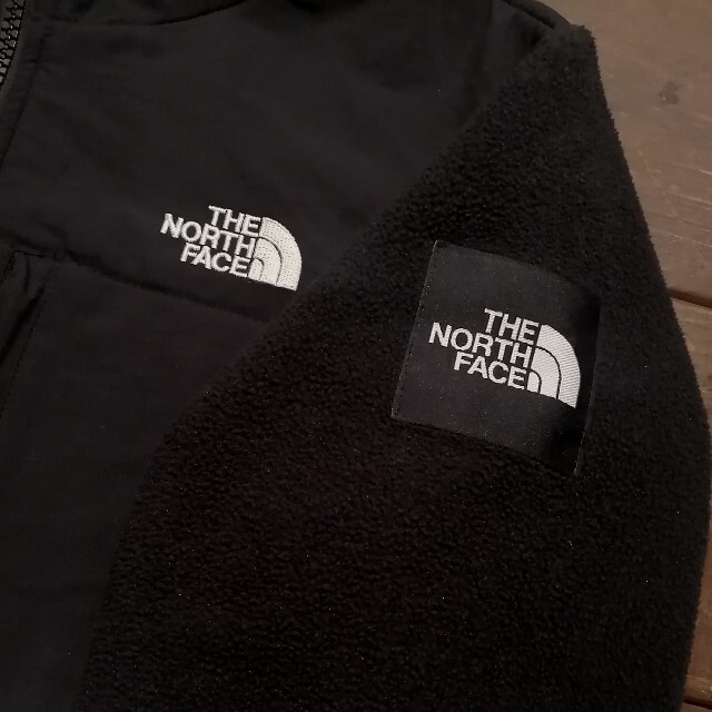 THE NORTH FACE(ザノースフェイス)の希少 ノースフェイス デナリフーディ 150 キッズ フリース ジャケット キッズ/ベビー/マタニティのキッズ服男の子用(90cm~)(ジャケット/上着)の商品写真