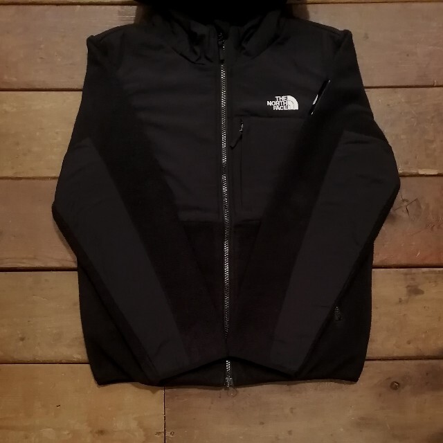 THE NORTH FACE(ザノースフェイス)の希少 ノースフェイス デナリフーディ 150 キッズ フリース ジャケット キッズ/ベビー/マタニティのキッズ服男の子用(90cm~)(ジャケット/上着)の商品写真