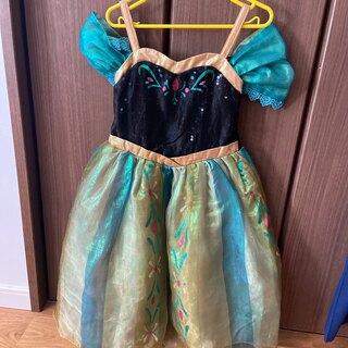 アナトユキノジョオウ(アナと雪の女王)の香港ディズニーランド　アナ　ドレス　110センチ(ドレス/フォーマル)