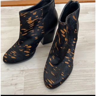 コールハーン(Cole Haan)の美品✨コール ハーン ハラコブーツ　22.5cm ブラック(ブーツ)