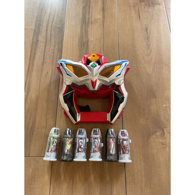 BANDAI(バンダイ)のウルトラマンジード　DXジードライザー.ウルトラゼロアイNEOセット エンタメ/ホビーのフィギュア(特撮)の商品写真