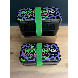 マジカルモッシュミスフィッツ(MAGICAL MOSH MISFITS)のMxMxM 弁当箱 2個セット＋バッグ(弁当用品)