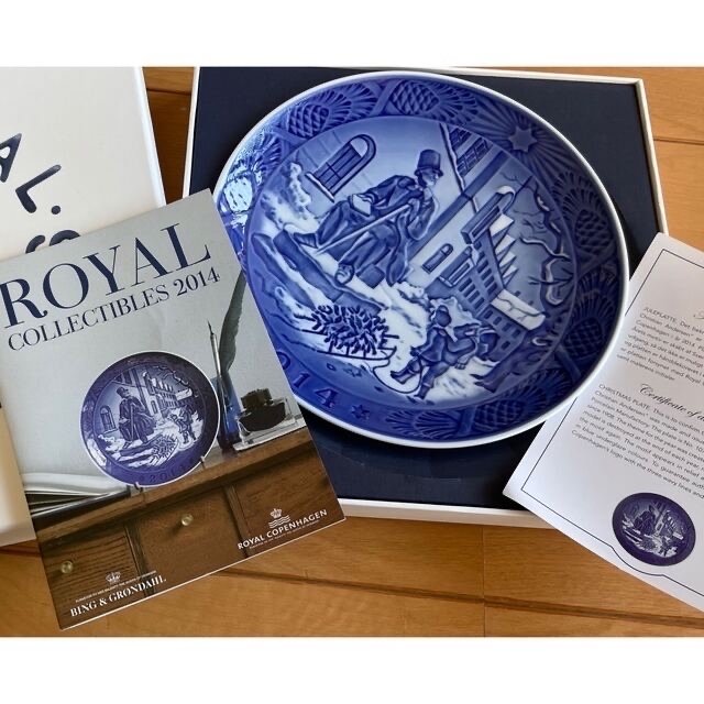 ROYAL COPENHAGEN(ロイヤルコペンハーゲン)のROYAL COPENHAGEN 2014年イヤープレート エンタメ/ホビーの美術品/アンティーク(陶芸)の商品写真