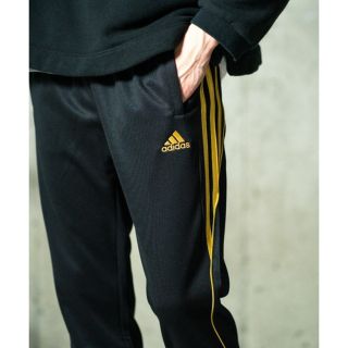 アディダス(adidas)の新品未使用 adidas アディダス スキニーパンツ  ジャパンゴールド (ジャージ)