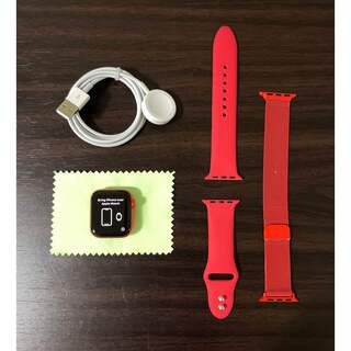 アップルウォッチ(Apple Watch)のApple Watch Series 6（GPSモデル）40mm 赤　充電器付(スマートフォン本体)