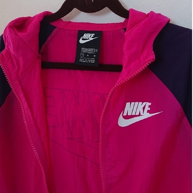 NIKE(ナイキ)のNIKEジャージ上下ジュニアM140～150cm キッズ/ベビー/マタニティのキッズ服女の子用(90cm~)(その他)の商品写真