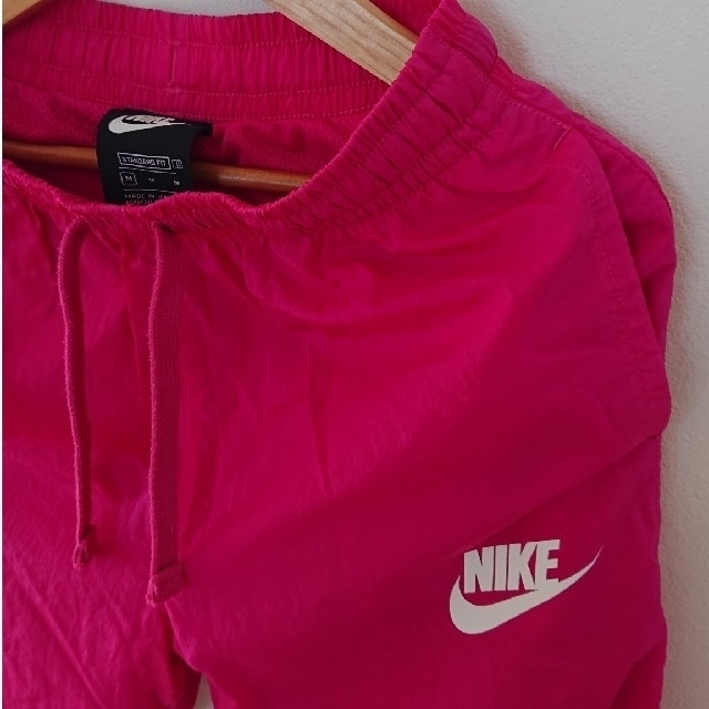 NIKE(ナイキ)のNIKEジャージ上下ジュニアM140～150cm キッズ/ベビー/マタニティのキッズ服女の子用(90cm~)(その他)の商品写真