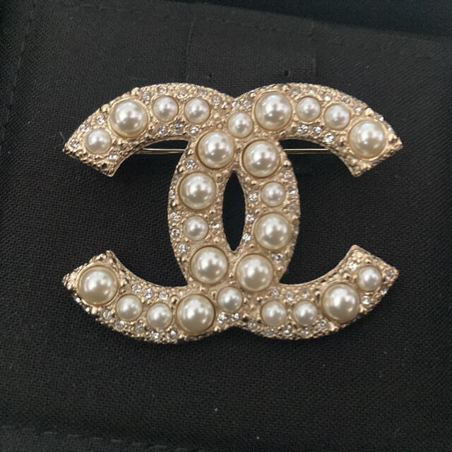 CHANEL ブローチ