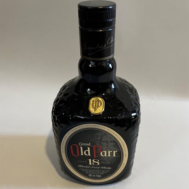 オールドパー18年　750ml 食品/飲料/酒の酒(ウイスキー)の商品写真