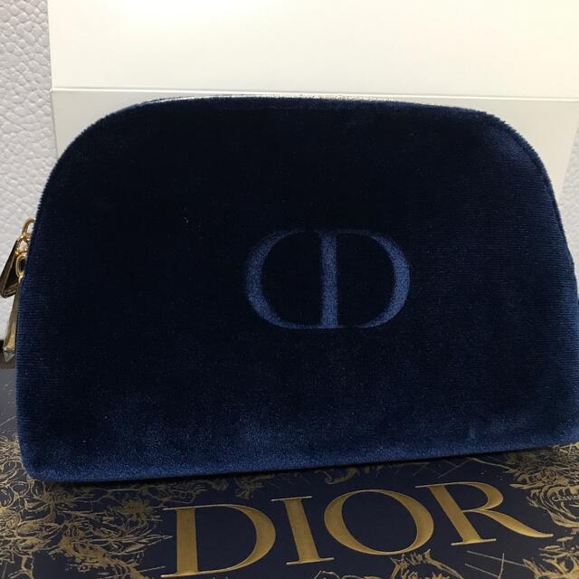 Christian Dior(クリスチャンディオール)のディオールポーチ　クリスマスオファー2022 レディースのファッション小物(ポーチ)の商品写真