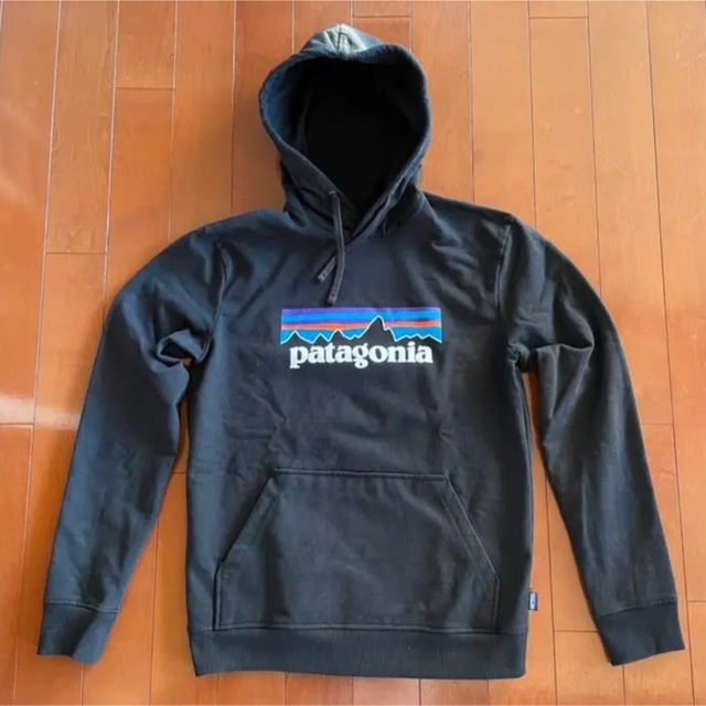 Patagonia／パタゴニア／パーカースウェット／ブラックSサイズ