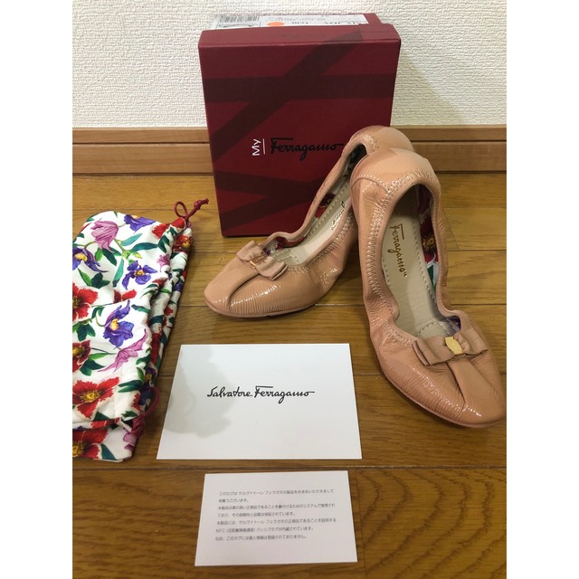 フェラガモ パンプス 24.5㎝ ronde.jp