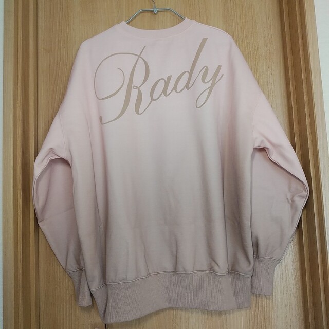 Rady　グラデーショントレーナー　バックロゴ　ピンク　S～XL　長袖