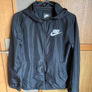 ナイキ(NIKE)のNIKE ナイロンパーカー(ジャケット/上着)