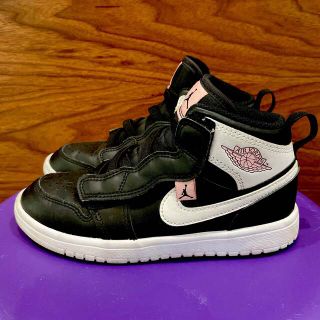 ナイキ(NIKE)のJordan kids 19cm ブラック✖️ピンク✖️ホワイト(スニーカー)