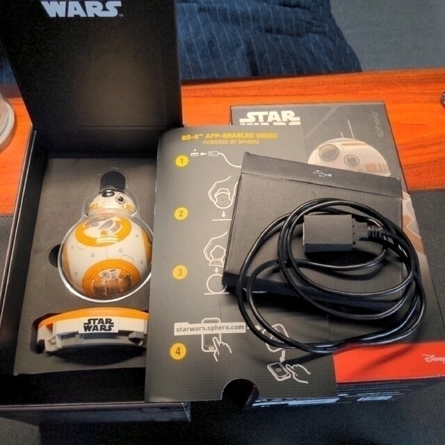 【中古】STAR WARS BB-8 ラジコン app-enabled droi エンタメ/ホビーのおもちゃ/ぬいぐるみ(ホビーラジコン)の商品写真