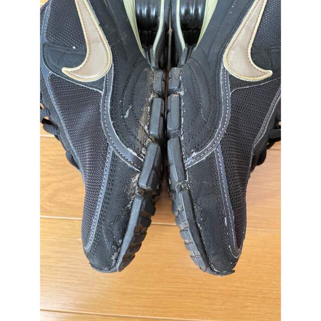 NIKE(ナイキ)のナイキ ショックス　レディーススニーカー　NIKE SHOX 24cm レディースの靴/シューズ(スニーカー)の商品写真