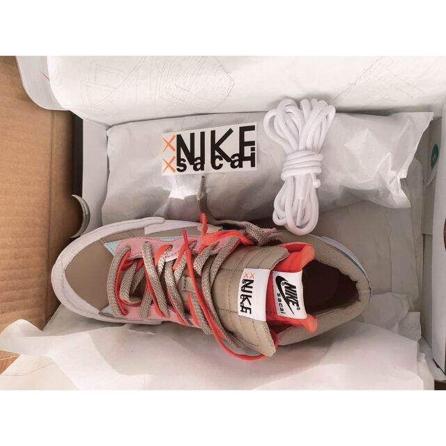 NIKE(ナイキ)のNIKE✖️sacai KAWsトリプルコラボ レディースの靴/シューズ(スニーカー)の商品写真