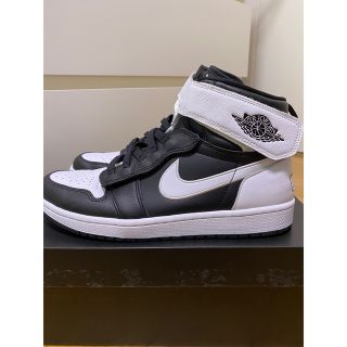 ナイキ(NIKE)の【美品】ナイキ　ジョーダン　フライイーズ白黒　28.5(スニーカー)