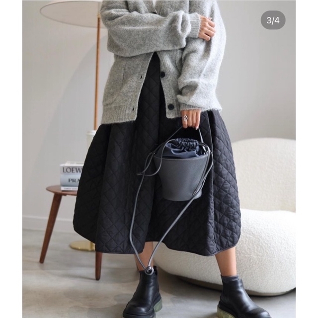 通販企業 gypsohila セット Scallop Quilt Vest Skirt 黒 ロング