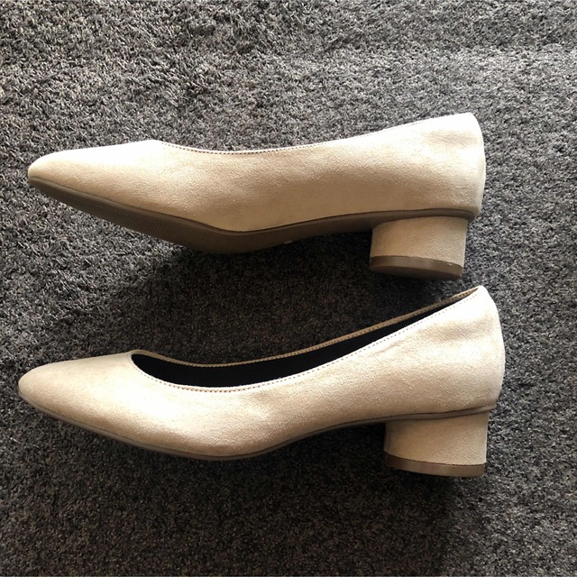 GU(ジーユー)の❤️GU❤️マシュマロパンプス❤️新品未使用 レディースの靴/シューズ(ハイヒール/パンプス)の商品写真
