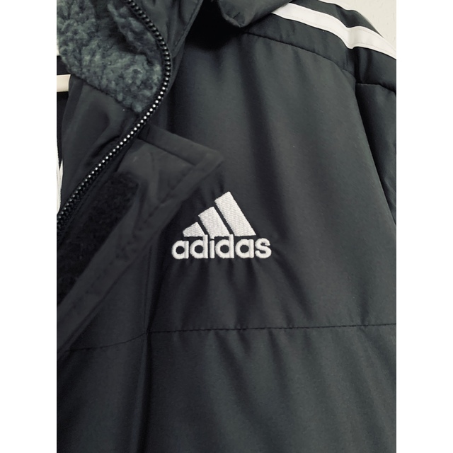 adidas(アディダス)の新品⭐︎アディダスベンチコート150cmサッカーdh4028アウターadidas キッズ/ベビー/マタニティのキッズ服男の子用(90cm~)(ジャケット/上着)の商品写真