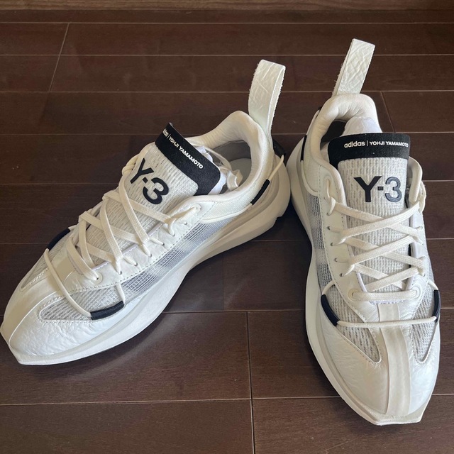 Y-3(ワイスリー)の再値下げ！！adidas Y-3 SHIKU RUN スニーカー レディースの靴/シューズ(スニーカー)の商品写真