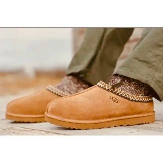 ✨⑤新品✨26⇒25相当✨綺麗めコーデ✨UGG✨TASMAN✨タスマン