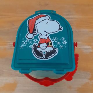 スヌーピー(SNOOPY)のUSJ ポップコーンストラップバケツ スヌーピー  クリスマスバージョン(キャラクターグッズ)