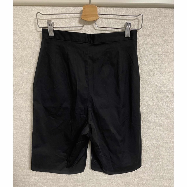 moussy(マウジー)のMOUSSY HIGH WAIST ハーフパンツ レディースのパンツ(ハーフパンツ)の商品写真