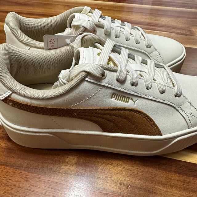 ★新品・送料込・23.5★PUMA プーマ KARMEN L カルメン 目黒蓮