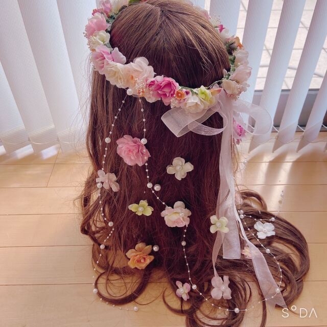 ばにー様専用 花かんむり♡パールライン♡花ピン ハンドメイドのウェディング(ヘッドドレス/ドレス)の商品写真