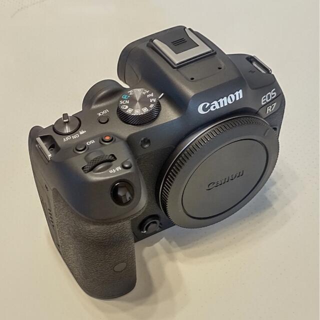 CANON EOS R7 ボディ新品未開封