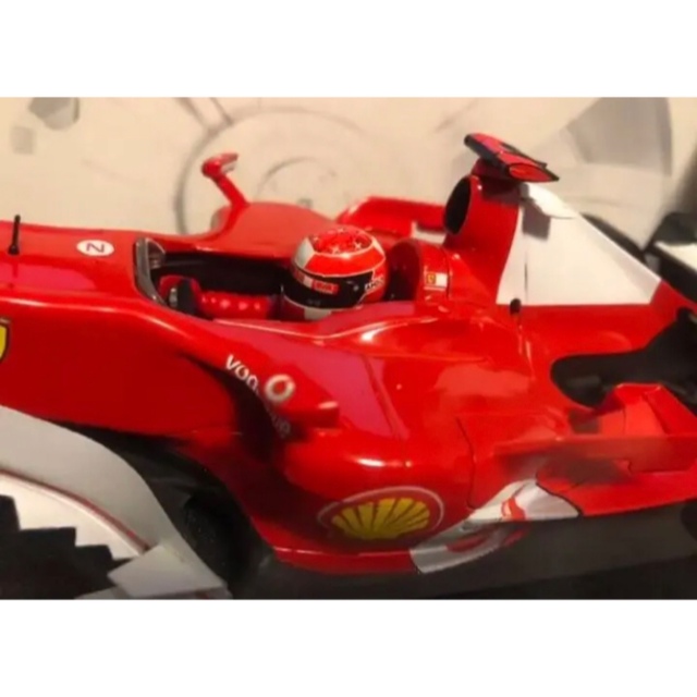 タイムセール！ホットウィール1/18 フェラーリ 248 F1 シューマッハ エンタメ/ホビーのおもちゃ/ぬいぐるみ(ミニカー)の商品写真