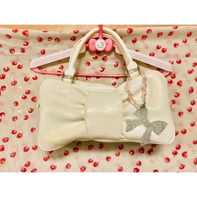Emily Temple cute - エミリーテンプルキュート リボン型バッグ Emily Temple cute - エミリーテンプルキュート リボン型バッグ