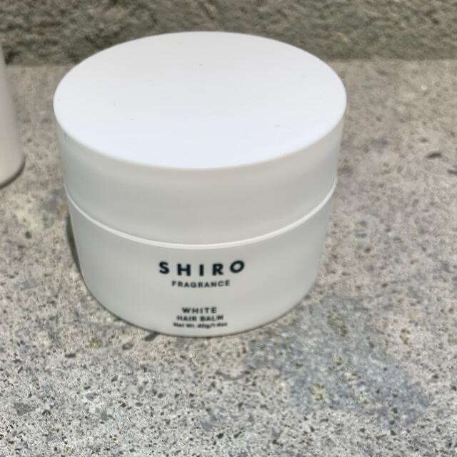 shiro(シロ)のSHIRO シロ ホワイトヘアーバーム　限定 コスメ/美容のヘアケア/スタイリング(ヘアワックス/ヘアクリーム)の商品写真