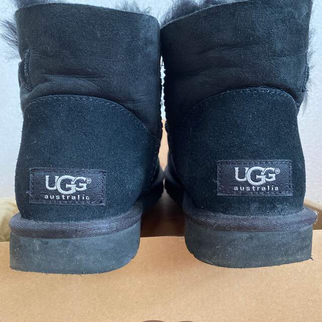 UGG(アグ)のUGG アグ　ブーツ　ムートン レディースの靴/シューズ(ブーツ)の商品写真