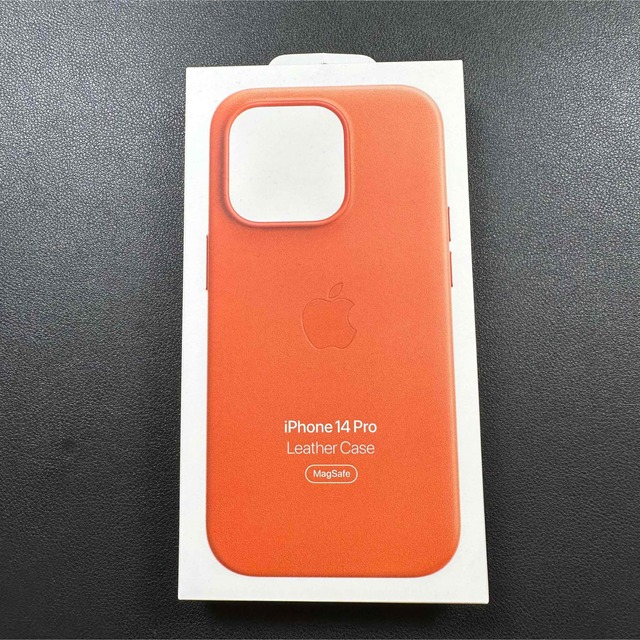 Apple(アップル)の【未使用】iPhone 14 Pro専用純正レザーケース オレンジ スマホ/家電/カメラのスマホアクセサリー(iPhoneケース)の商品写真
