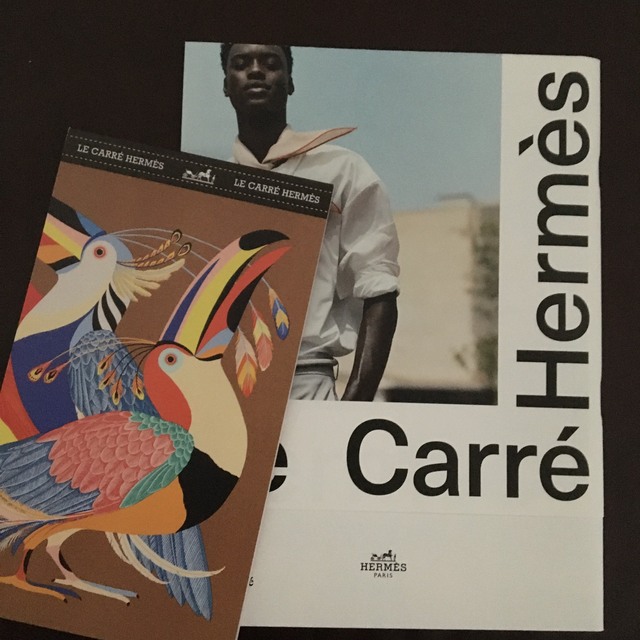 Hermes(エルメス)のエルメス　Hermes カタログ　カレ　スカーフ　2022SS 2020AW エンタメ/ホビーの雑誌(ファッション)の商品写真
