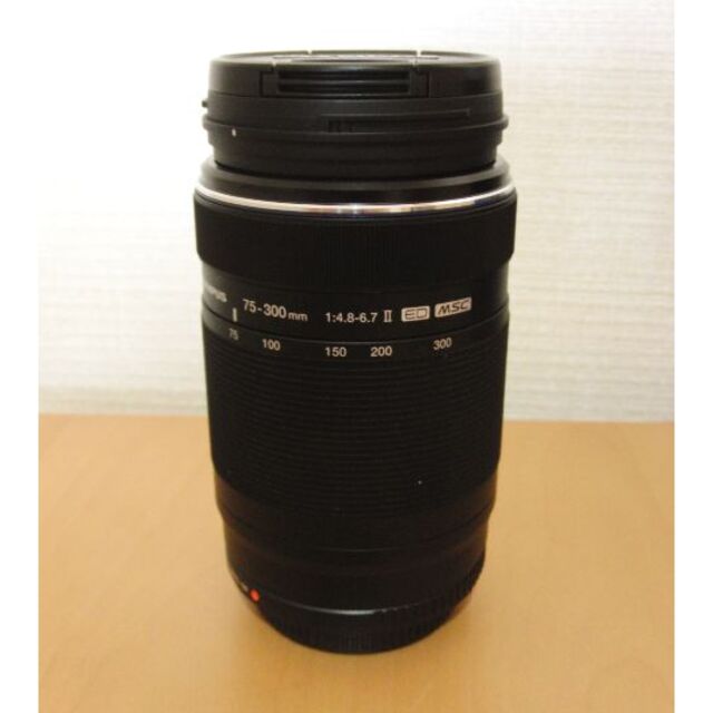 OLYMPUS(オリンパス)のOYMPUS ズームレンズ M.ZUIKO 75-300mm フード、フィルター スマホ/家電/カメラのカメラ(レンズ(ズーム))の商品写真