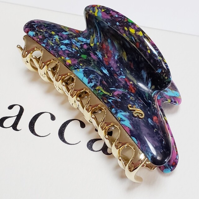 美品　ACCA 限定　バレッタ